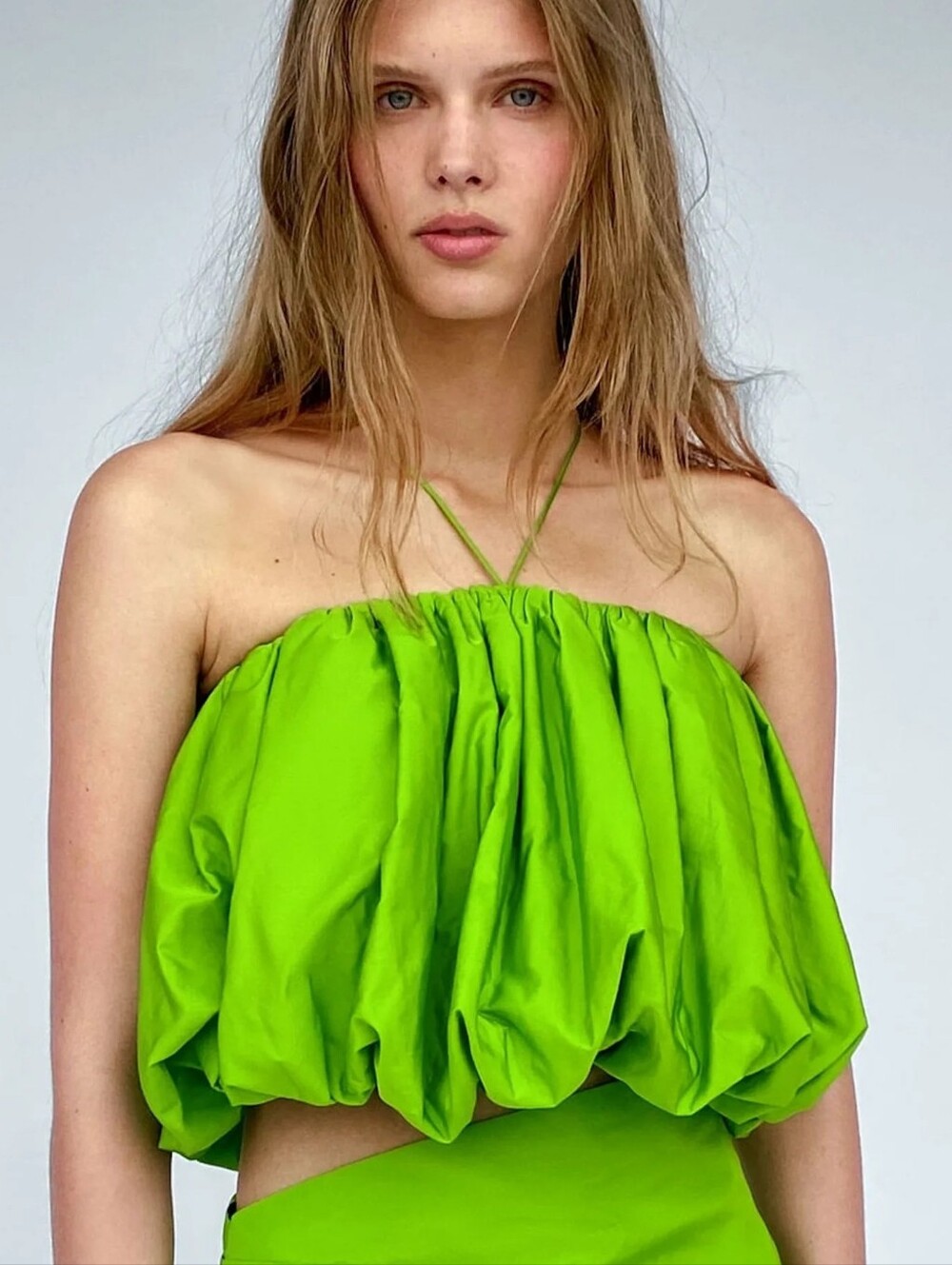 Zara Voluminous Cropped Top